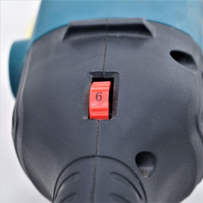 Полірувальна шліфувальна машина Зеніт Профі ЗПМ-180/1800