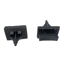 Фигурное крепление молдингов ветрового стекла