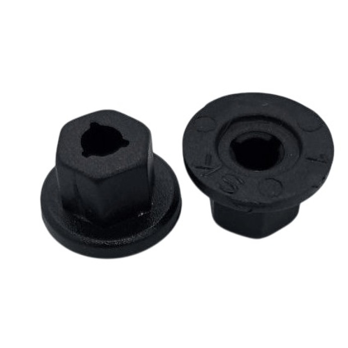 Пластиковая гайка, цвет черный