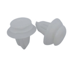 Нажимное крепление внутренней отделки двери с тремя шляпками отверстие 9мм*20мм