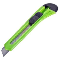 Пластиковий ніж з висувним сегмент. лезом 18мм (НП-1809 Alloid)